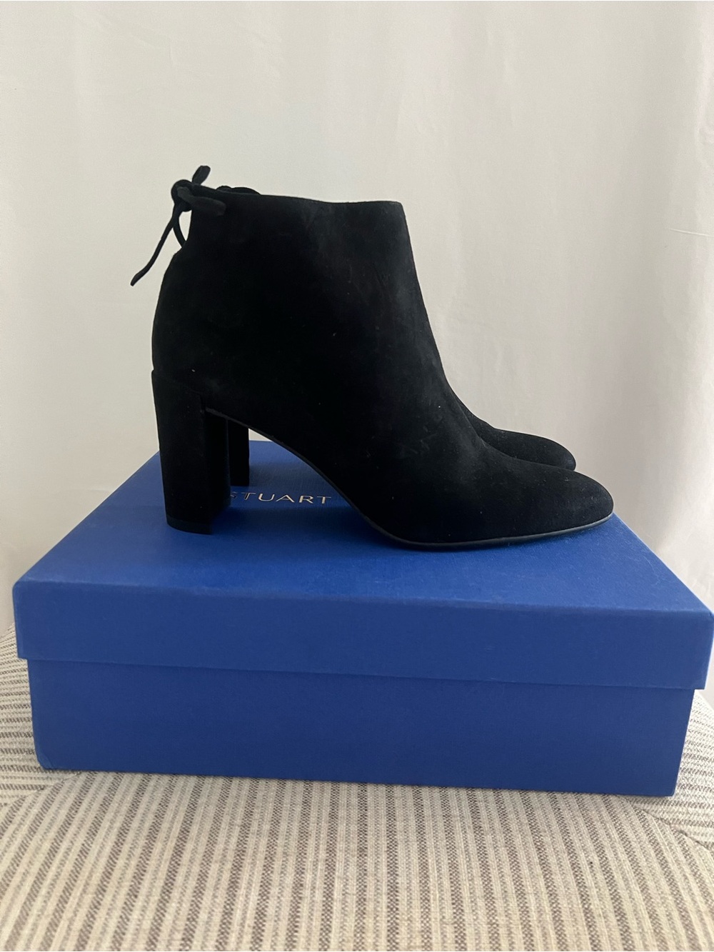 NWT Stuart Weitzman Lofty Black Suede Ankle Heeled Booties 9